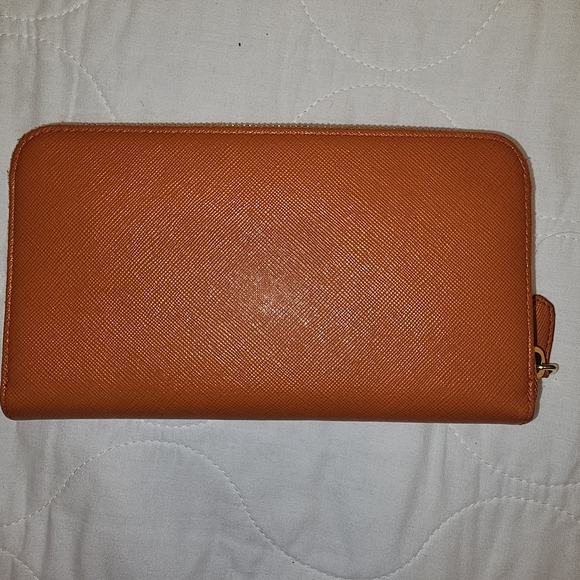 Prada  Wallet - Picture 2 of 10